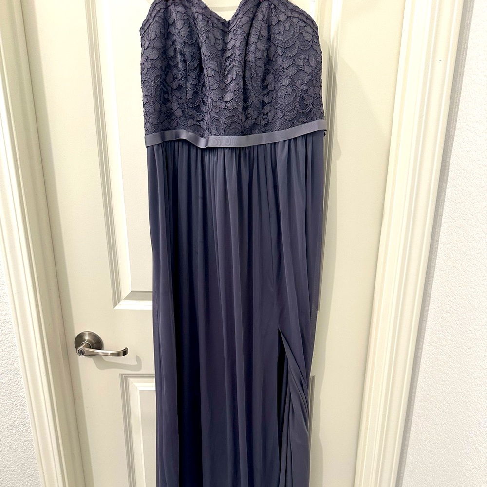 David’s Bridal bride’s dress with no alterations
